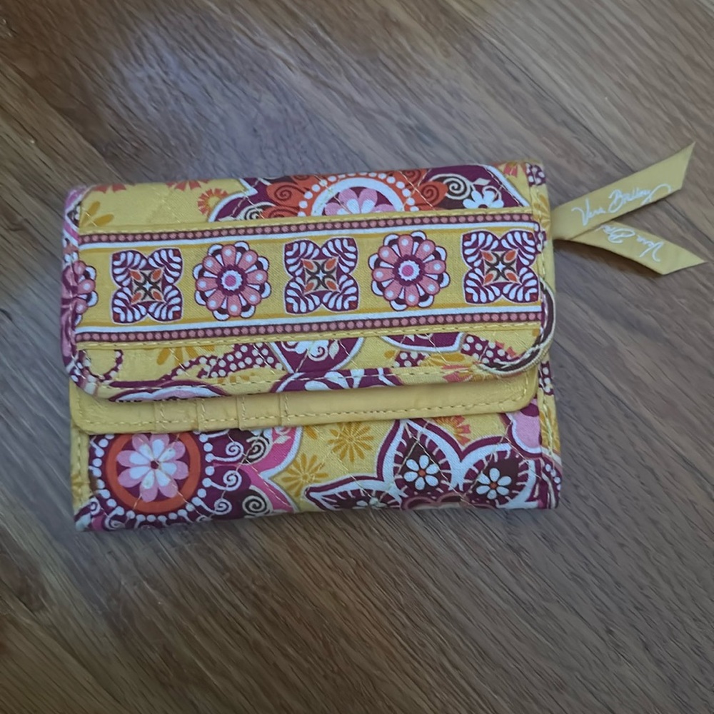 Vera Bradley snap wallet